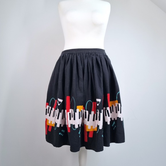 Dresses & Skirts - Collectif Skirt Piano Musical Print Full Gathered Black Rockabilly Pocket 18 2XL